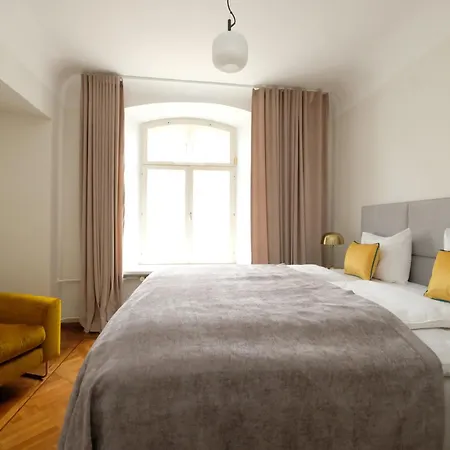 4 Bedroom Toompea Old Town Apartamento